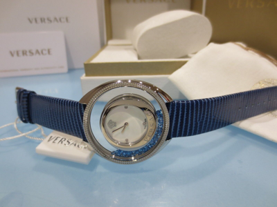 Pre-owned Versace Women's Vqo030015 Destiny Precious Diamonds Leather Wristwatch