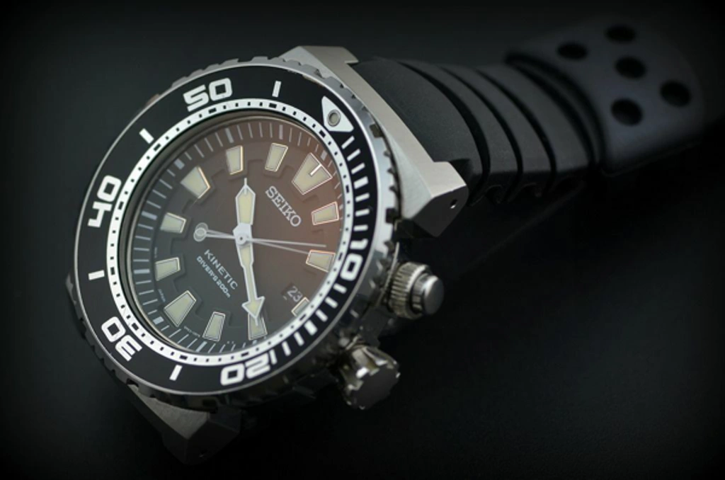 Pre owned Seiko Caesar Kinetic Diver 200m Ska383 Ska383j2 Ska383j Men Watch ModeSens