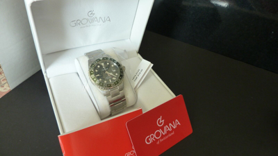 Pre-owned Grovana Gmt 1572.2 Swiss Men's Watch