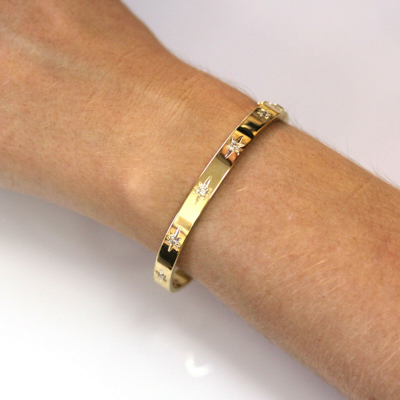 Pre-owned Jewelry By Arsa 0.8 Ctw Natural Diamond Solid 14k Yellow Gold 6 Mm Oval Starburst Bangle 6.5 In In G-h
