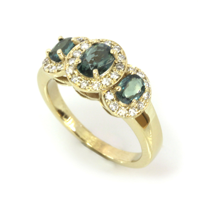 Pre-owned Jewelry By Arsa 2.2 Ctw Natural Alexandrite & Diamond Vs Solid 14k Yellow Gold 3 Stone Halo Ring In Green