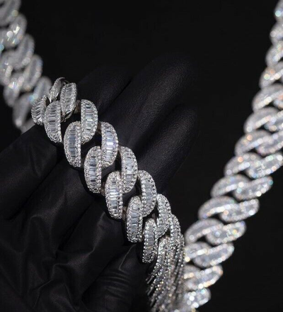 Pre-owned Online0369 15ct Baguette Cubic Zirconia 18mm X 20 Inch Cuban Link Necklace Silver In White