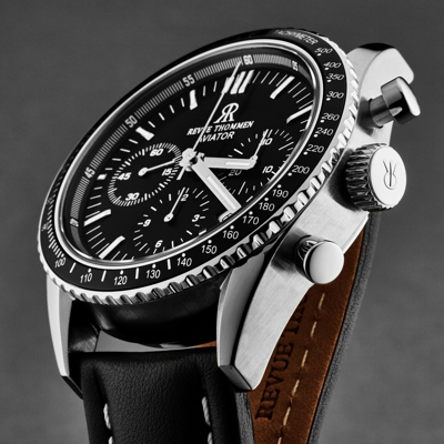 Pre-owned Revue Thommen 17000.6537 'aviator' Leather Strap Chronograph Automatic Watch
