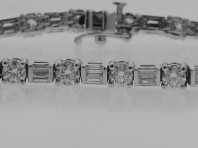 Pre-owned La 8.00 Ct. Tw Round & Baguette Diamond Tennis Bracelet In 14 Kt. Mounting In White