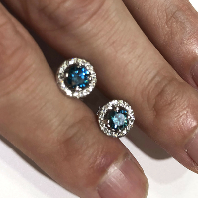 Pre-owned Jewelry By Arsa 1 Ctw Natural Blue & White Diamond Solid 14k Gold Halo Round Stud Earrings 8 Mm
