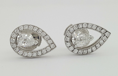 Pre-owned Fred Of Paris Lovelight 18k Gold 0.88 Ct Pear Diamond Halo Earrings Rtl $7100 In White