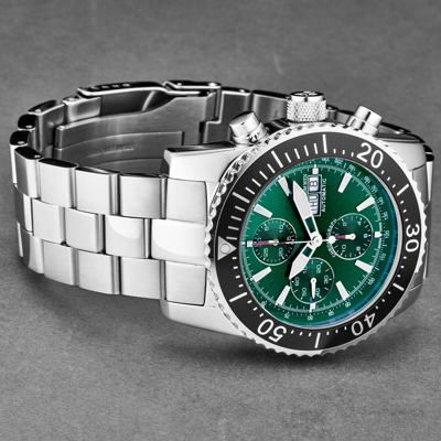 Pre-owned Revue Thommen 17030.6122 'air Speed' Stainless Steel Chronograph Automatic Watch