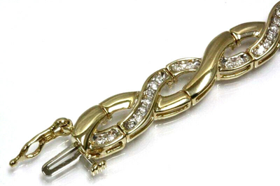 Pre-owned Jewelry By Arsa 1.25 Ctw Natural Diamond Solid 14k Yellow Gold Braided Wide Infinity Bracelet In G-h