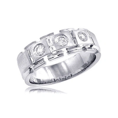 Pre-owned La 1.50 Ct. Tw Men's Round And Baguette Diamond Wedding Band In Ptinum In White
