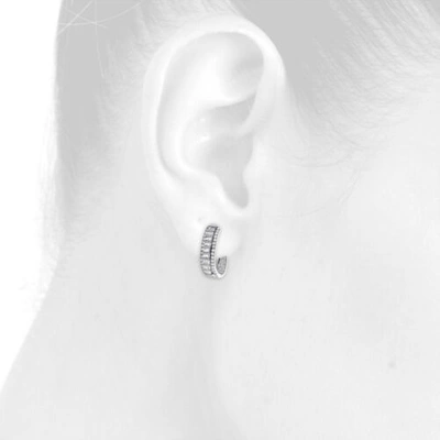 Pre-owned Jfl Diamonds & Timepieces 10k White Gold Tapered Baguette Diamond Oval Hinged Hoop Dome Earrings 1.50 Ct.