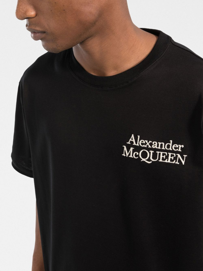 Shop Alexander Mcqueen Logo-embroidered T-shirt In Schwarz