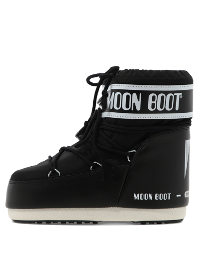 Shop Moon Boot "classic Low 2"  After-ski Ankle Boots In Black  