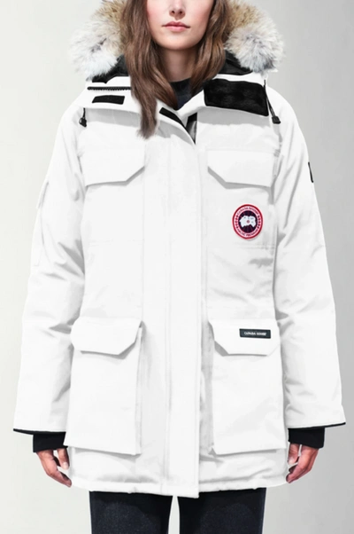 Shop Canada Goose Women Expedition Parka 4660l In 433 North Star White