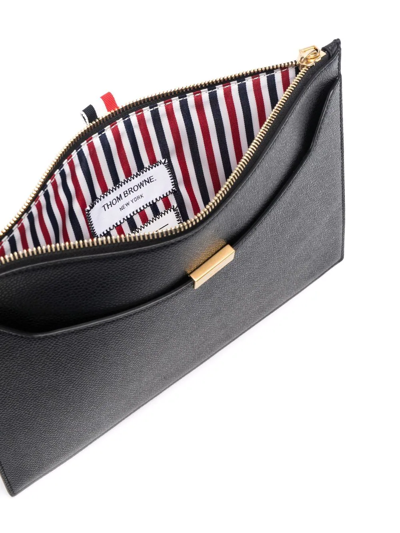 Thom Browne Small Zipped Clutch In Schwarz