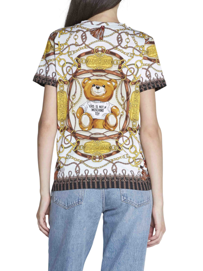 Shop Moschino T-shirt In Fantasia Avorio