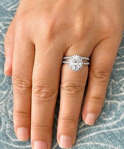 Pre-owned Gia Certified 14k Solid White Gold Oval Cut Diamond Engagement Ring Halo 1.90ct