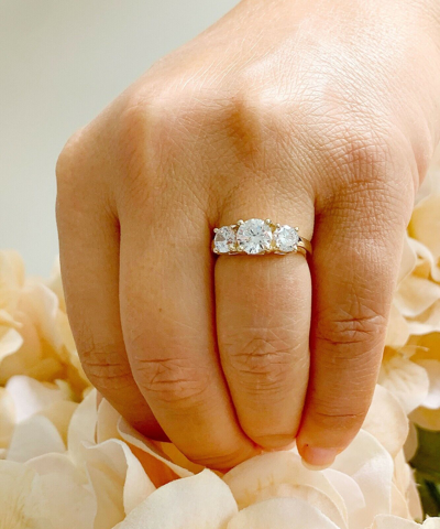 Pre-owned Knr Gia Certified 14k Yellow Gold Round Diamond Engagement Ring Three Stone 1.60ctw In White