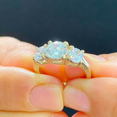 Pre-owned Knr Gia Certified 14k Yellow Gold Round Diamond Engagement Ring Three Stone 1.60ctw In White