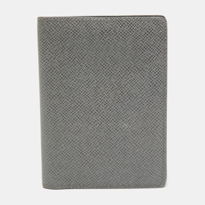 Pre-owned Louis Vuitton Glacier Taiga Leather Passport Holder In