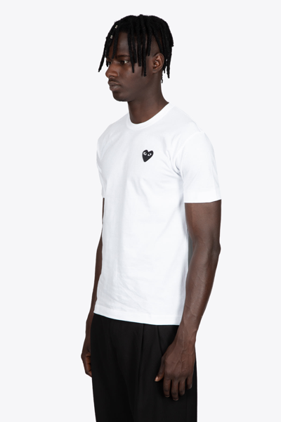 Shop Comme Des Garçons Play Men S T-shirt Knit White Cotton T-shirt With Big Black Heart Patch In Bianco
