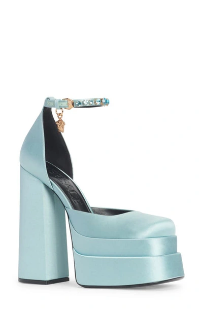 behang tellen Vernederen Versace Blue Medusa Aevitas Platform Heels In Light Blue Technical |  ModeSens