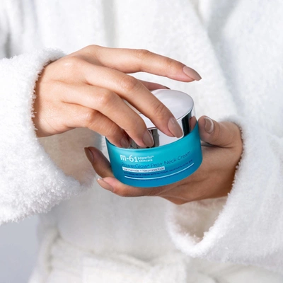 M-61 Powerglow Pro+ Niacinamide+neuropeptide Neck Cream In Default Title