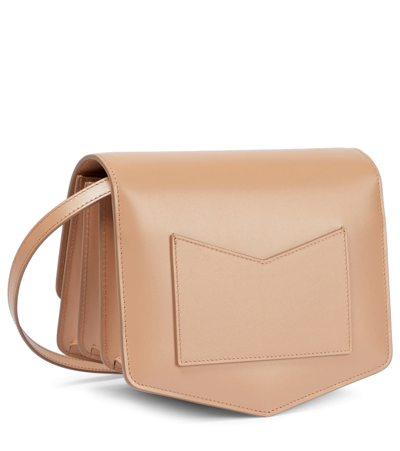 Alaïa Le Papa Large Leather Crossbody Bag In Rose Ancien