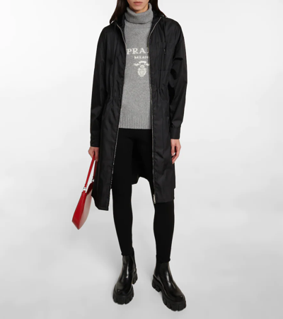 Prada Re-nylon Raincoat In Nero