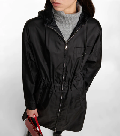 Prada Re-nylon Raincoat In Nero