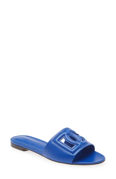 Shop Dolce & Gabbana Bianca Interlock Slide Sandal In Blu Cina