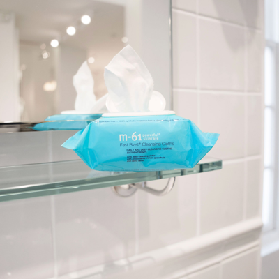 M-61 Fast Blast Cleansing Cloths In 30 Treatments
