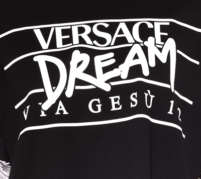Shop Versace Logo T-shirt In Black