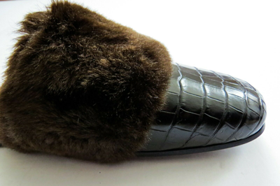 Pre-owned Gucci Black Crocodile Alligator Leather Fur Slippers Slides 7 7.5 Us 40.5 Euro