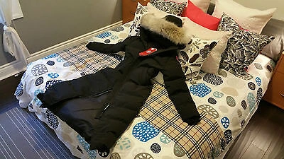 Pre-owned Label Edition Brand Red  Black Canada Goose Mystique Medium Parka Jacket