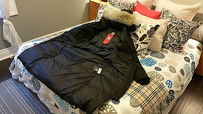 Pre-owned Label Edition Brand Red  Black Canada Goose Mystique Medium Parka Jacket