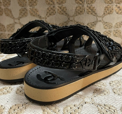 Pre-owned Chanel Dad Chain On Chain Black Flat Sandals Cc Logo