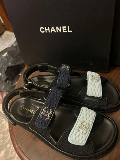 Pre-owned Chanel 22s Knit Dad Sandal Gate Cc Logo In Red