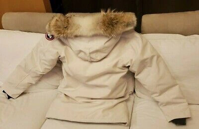 Pre-owned Canada Goose 2022 Latest Grey Label Concept Edition Earlylight  Langford L Parka In White