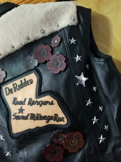 Pre-owned Coach Black Leather Cap Slv Custom Vest 215523jax Bottle Cap Floral Feather...