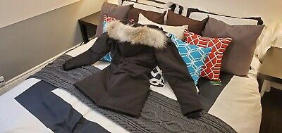 Pre-owned Canada Goose Grey Label Edition Black  Victoria "large" Ladies Parka Jacket In Gray