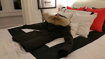 Pre-owned Label Edition Brand Red  Black Canada Goose Trillium Xs Parka Jacket