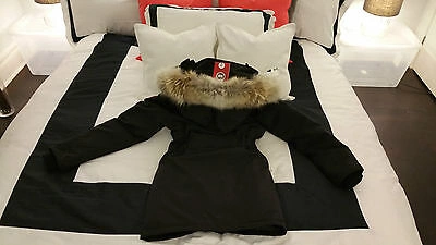 Pre-owned Label Edition Brand Red  Black Canada Goose Trillium Xs Parka Jacket