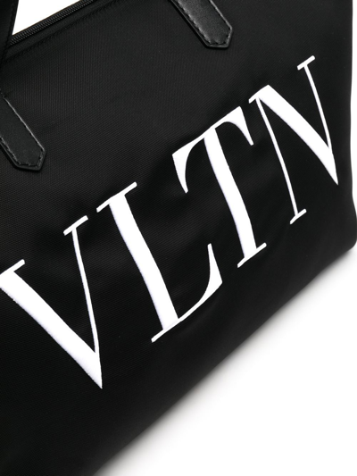 Shop Valentino Logo-print Tote Bag In Schwarz