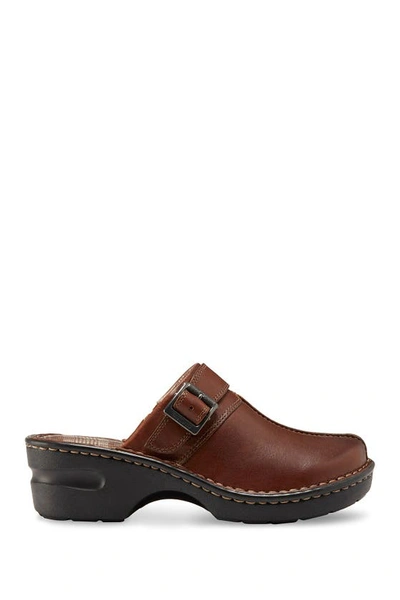 Eastland Mae Clog In Brown