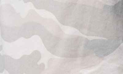X-ray Belted Twill Trim Cargo Shorts In Sand Camo