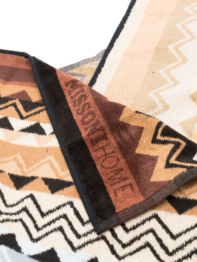 Missoni Zig-zag Print Bath Towel In Braun