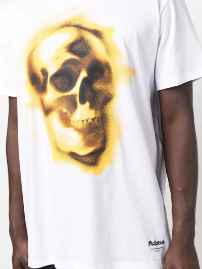 Shop Alexander Mcqueen Skull-print Cotton T-shirt In Weiss