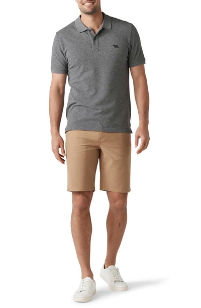 Rodd & Gunn Motion Shorts In Camel