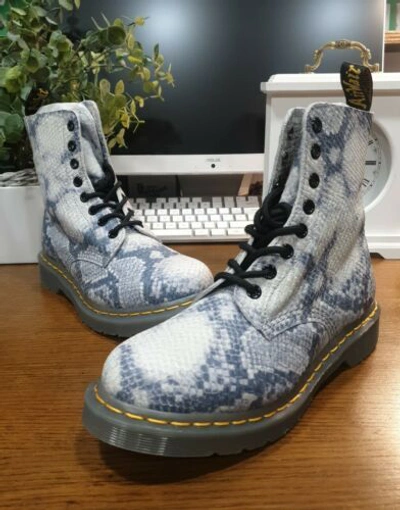 Pre-owned Dr. Martens' In Box Dr Martens 1460 Pascal Training Light Grey Snake Print Size Uk 5