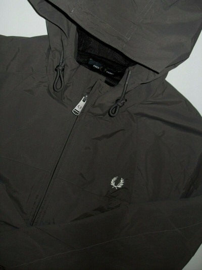 Pre-owned Fred Perry Mens Grey Panelled Zip Through Hooded Jacket Size Uk Xl 46-48" Chest